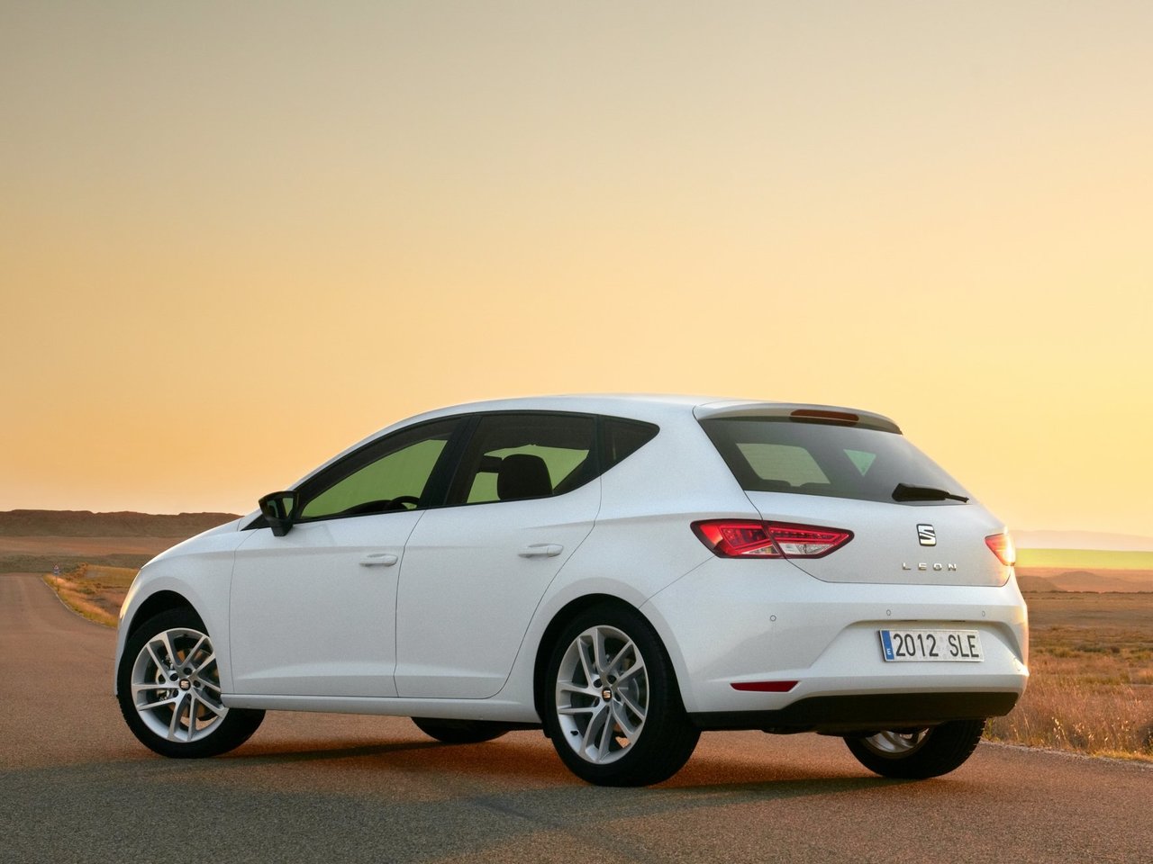 Seat leon спойлер